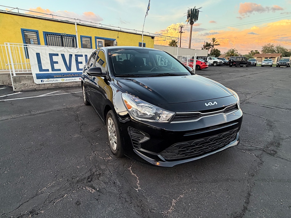 2022 KIA Rio LX in Tucson, AZ — photo 8