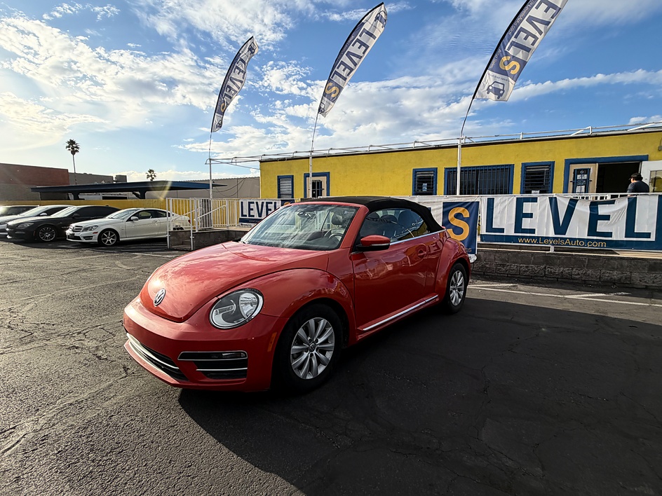 2017 Volkswagen Beetle Convertible 1.8T SEL in Tucson, AZ — photo 3