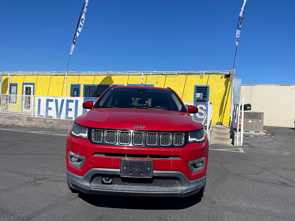 2018 Jeep Compass Latitude 4WD in Tucson, AZ — photo 2