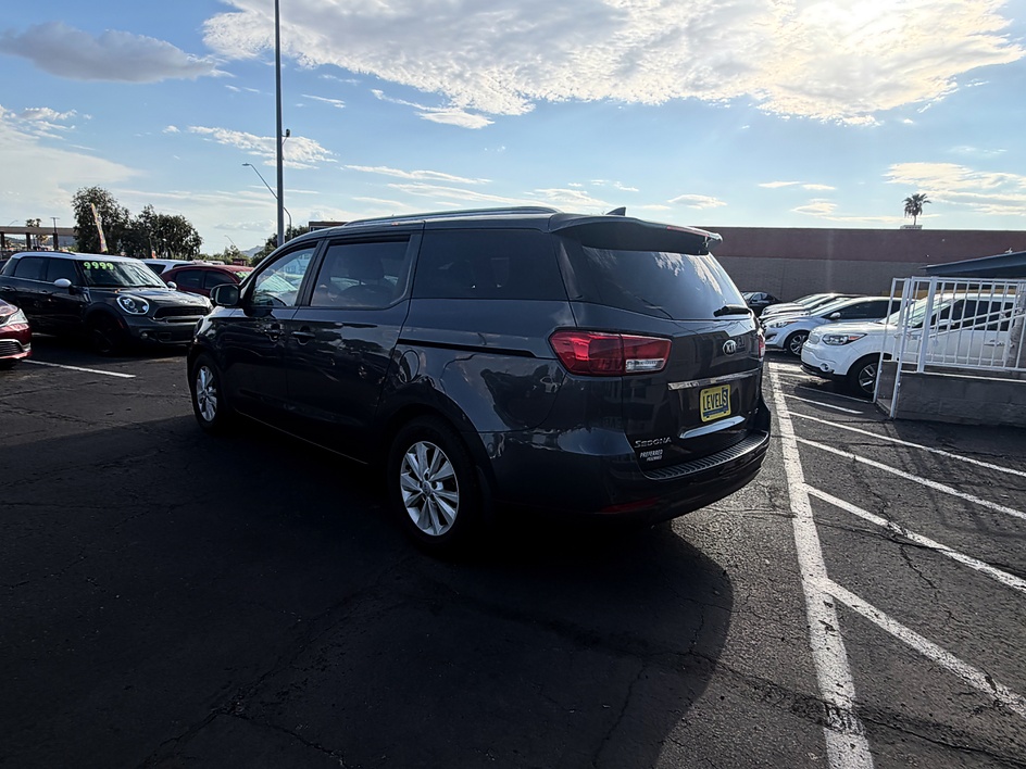 2016 KIA Sedona LX in Tucson, AZ — photo 3