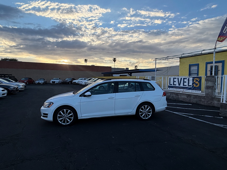 2016 Volkswagen Golf SportWagen TSI Limited Edition in Tucson, AZ — photo 5