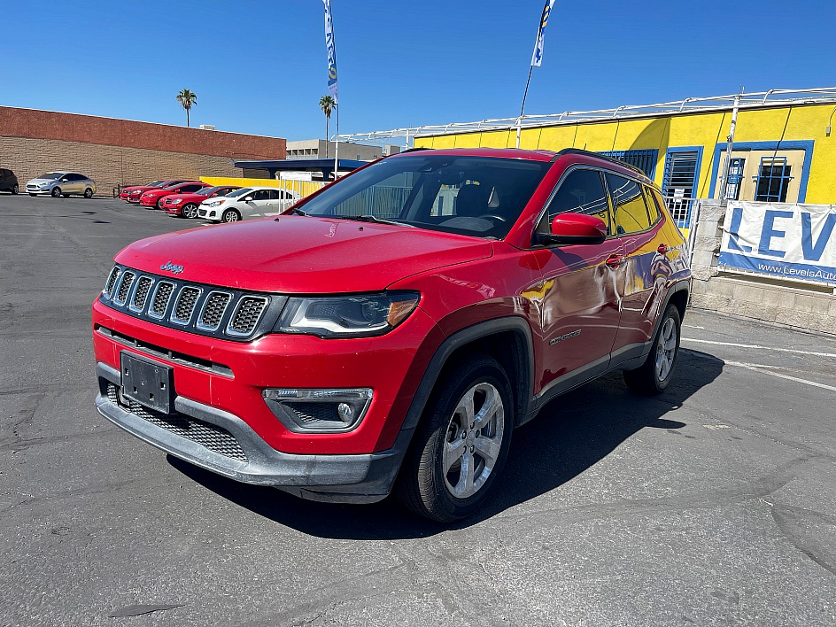 2018 Jeep Compass Latitude 4WD in Tucson, AZ — photo 8