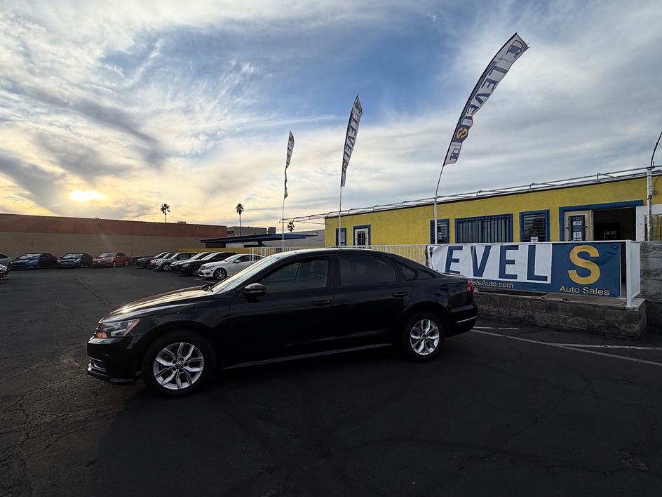 2018 Volkswagen Passat 2.0T S in Tucson, AZ — photo 9