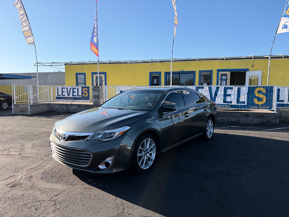 2013 Toyota Avalon Limited in Tucson, AZ — photo 9