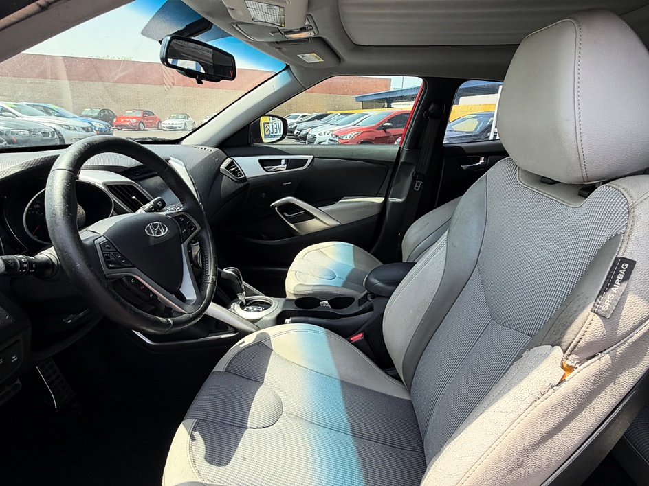 2012 Hyundai Veloster w/Gray Int in Tucson, AZ — photo 8