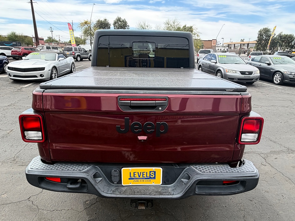 2021 Jeep Gladiator Willys 4WD 25k Miles! in Tucson, AZ — photo 5