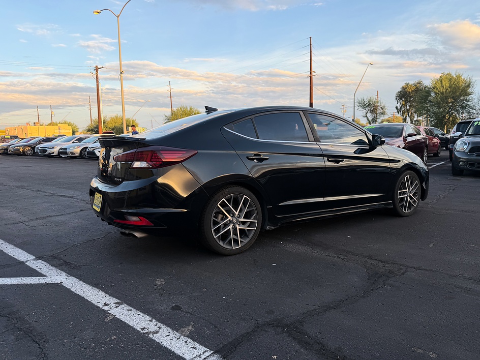 2019 Hyundai Elantra Sport in Tucson, AZ — photo 2
